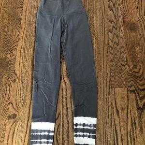 Gray Aerie Legging with White Tie Dye Ankles